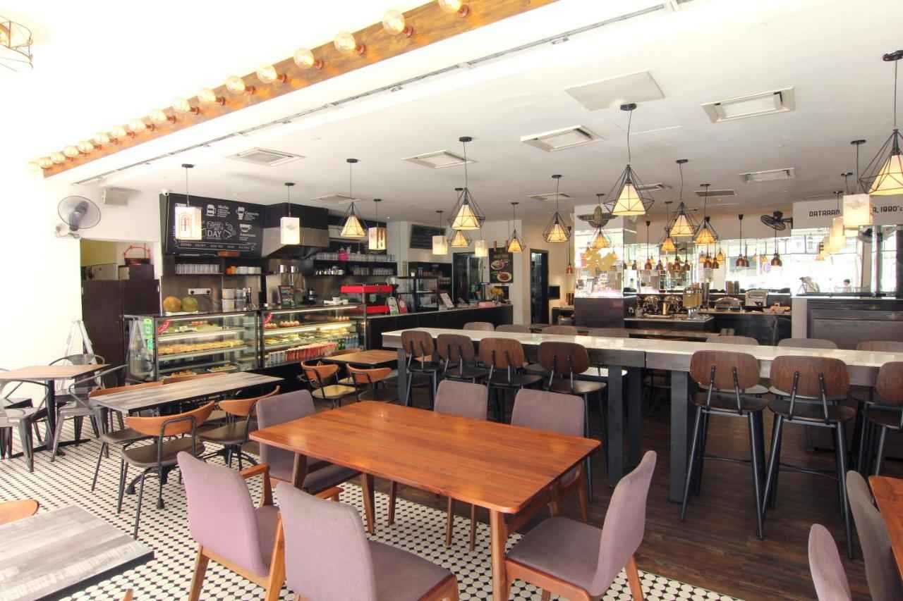 Pacific Express Hotel Central Market