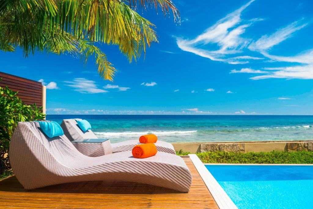 Sheraton Maldives Full Moon Resort & Spa