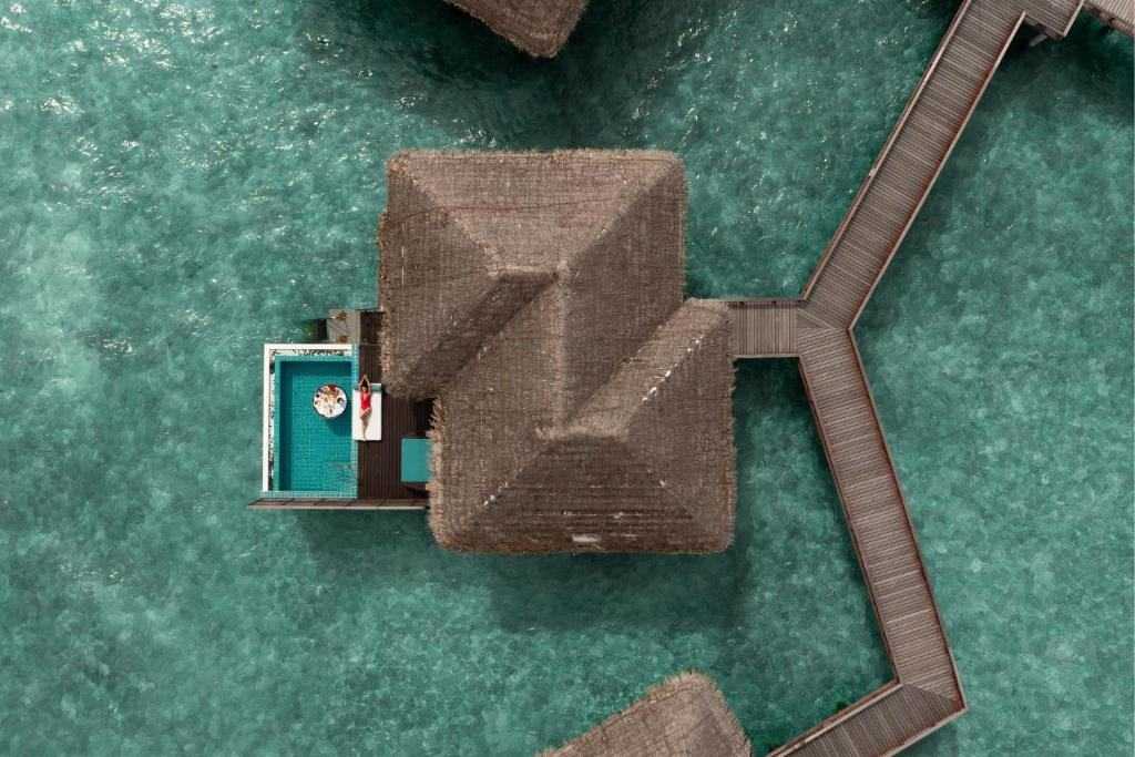 Sheraton Maldives Full Moon Resort & Spa