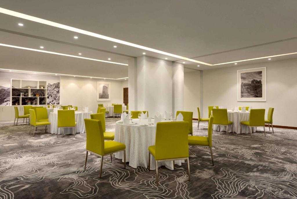 Wyndham Garden Muscat