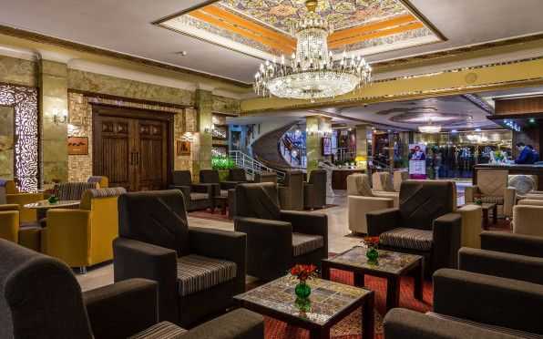 هتل عالی قاپو اصفهان