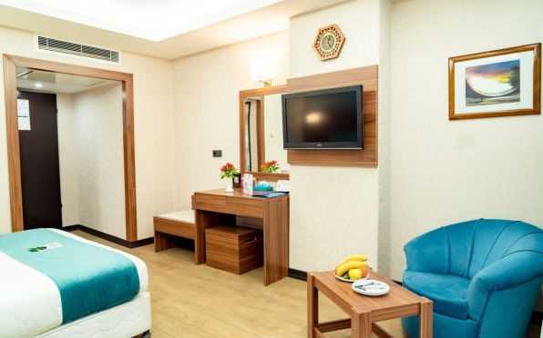 هتل عالی قاپو اصفهان