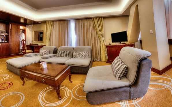 هتل بزرگ شیراز