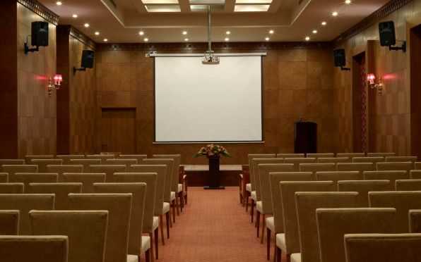 هتل زندیه شیراز