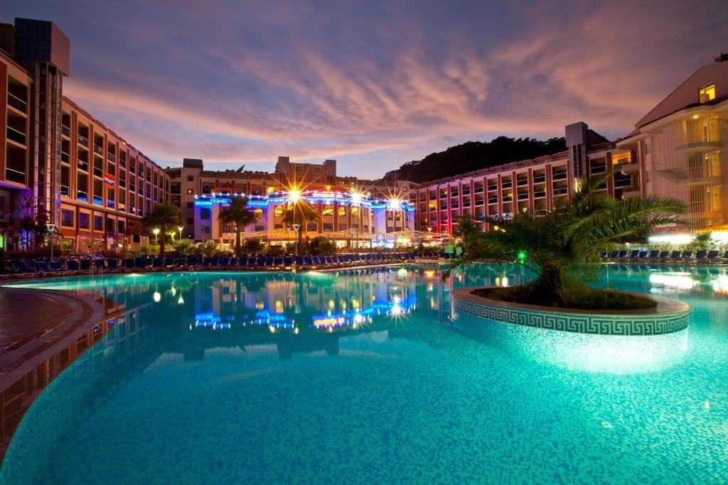 HOTEL GREEN NATURE RESORT